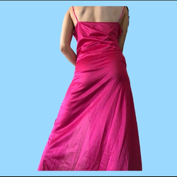 Vintage Hot Pink Nightgown with Black Lace Size L - Picture 2 of 3